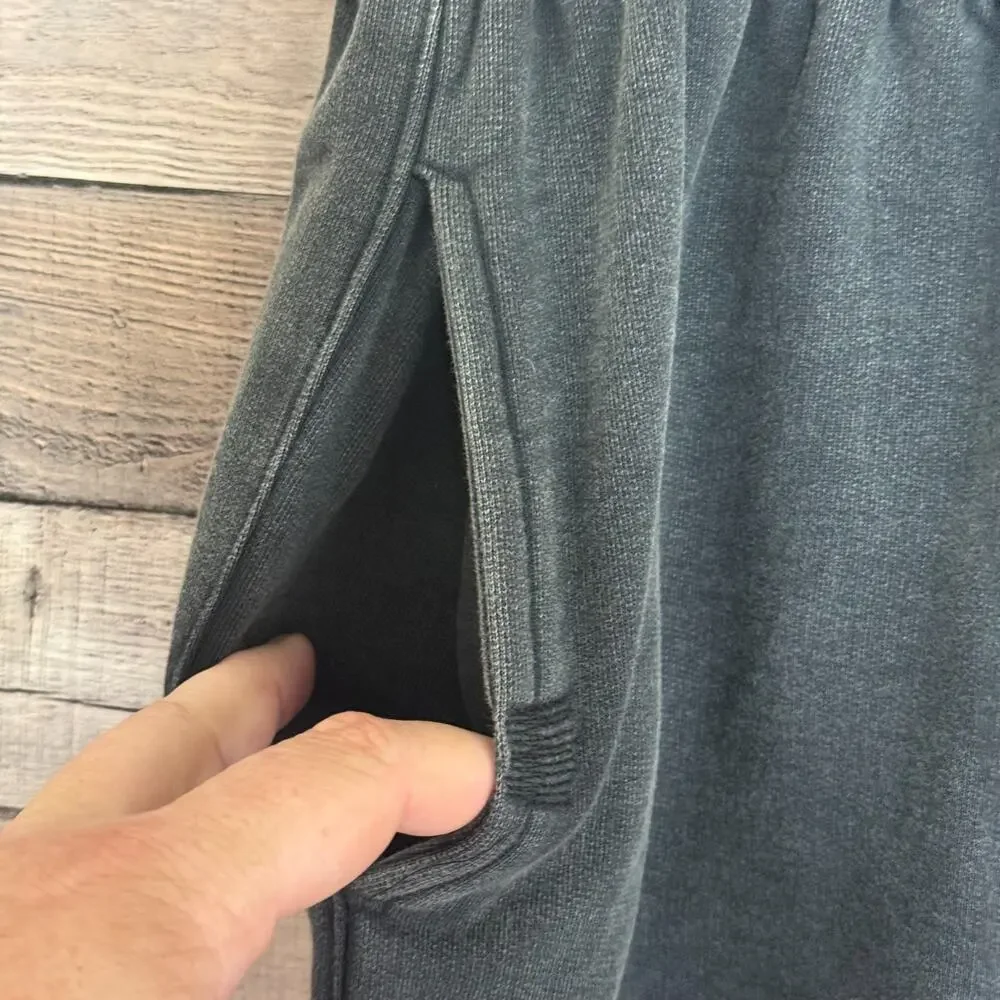 MNML Every Day Fleece Sweatpants Mens XL Gray Pockets Embroidered Casual